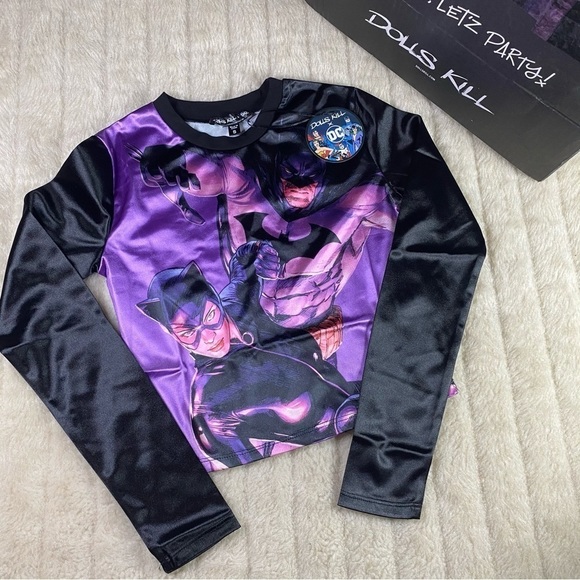 Dolls Kill x DC COMICS Partners in Crime Graphic TOP NWT - Picture 2 of 6